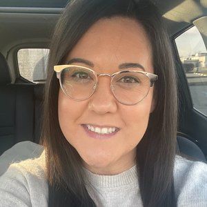 Meet your Posher, Whitney